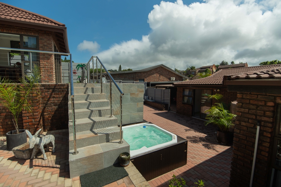 4 Bedroom Property for Sale in Lovemore Heights Estate Eastern Cape